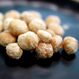 Macadamia - roasted & salted