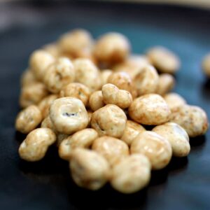 Rosinen umhüllt mit  Rum-Schokolade